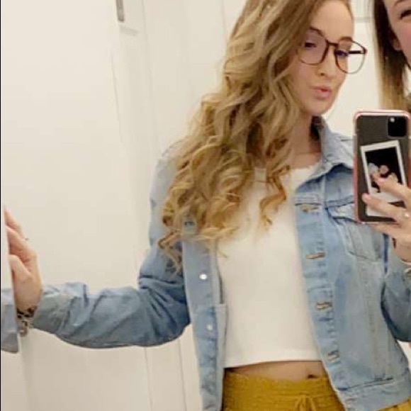 Meet your Posher, Hannah - Picture 1 of 1